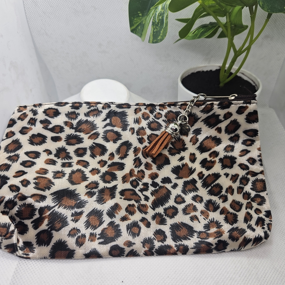 Leopard Print Cosmetic Pouch - Brown/Black